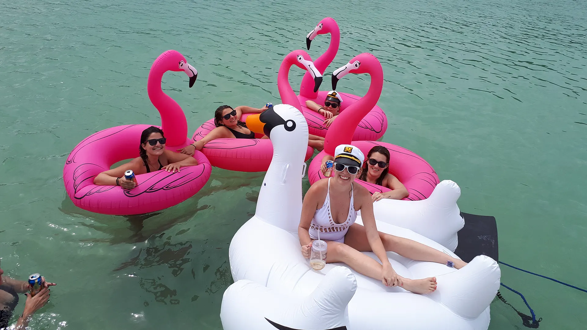 Panama Gem Charters | Boat Rental | Yacht Rental | Yacht Party | Celebrations | Fiesta en Yate | Alquiler de Botes