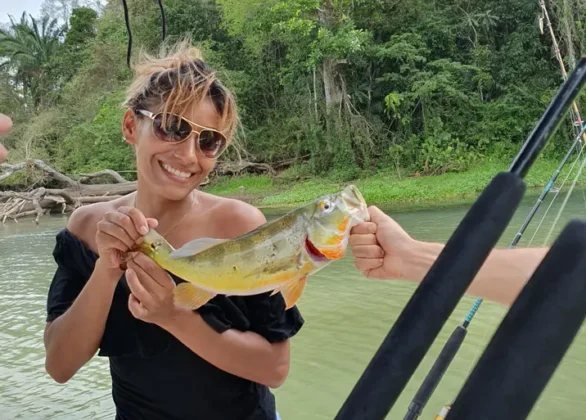 Pesca en Lago Gat&uacute;n - Panama Gem Charters - Gatun Lake Fishing Tour