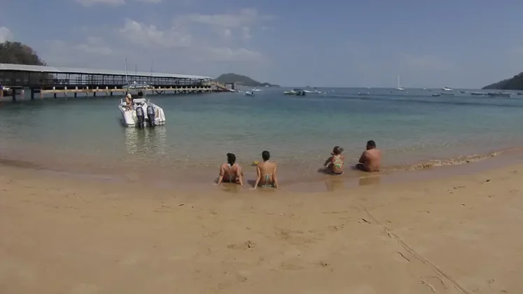 Taboga Island Private Yacht Tour - Gem Charters- Isla Taboga Panam&aacute;