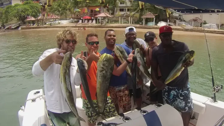 Taboga Island Private Yacht Tour - Gem Charters- Isla Taboga Panam&aacute;