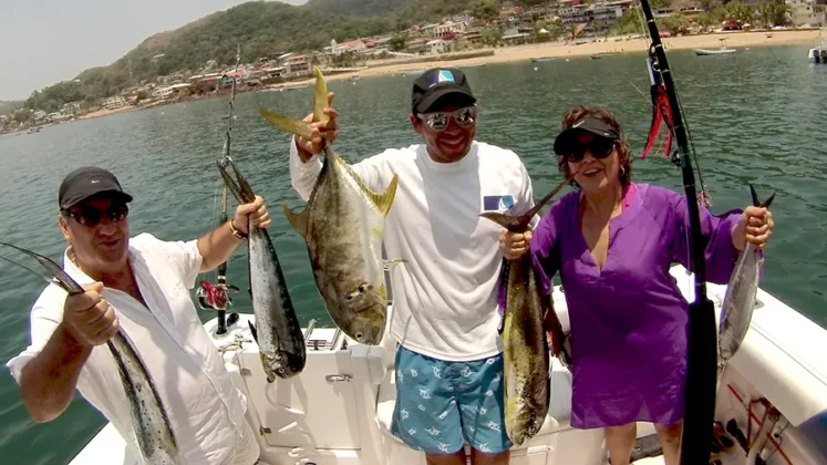 Taboga Island Private Yacht Tour - Gem Charters- Isla Taboga Panam&aacute;