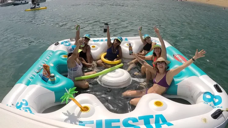 Taboga Island Private Yacht Tour - Gem Charters- Isla Taboga Panam&aacute;