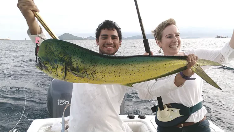 Taboga Island Private Yacht Tour - Gem Charters- Isla Taboga Panam&aacute;