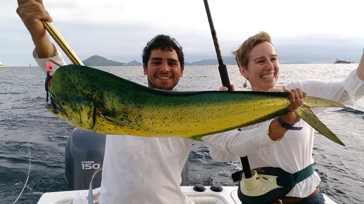 Private Sport Fishing yacht rental - tour de pesca en yate privado panama