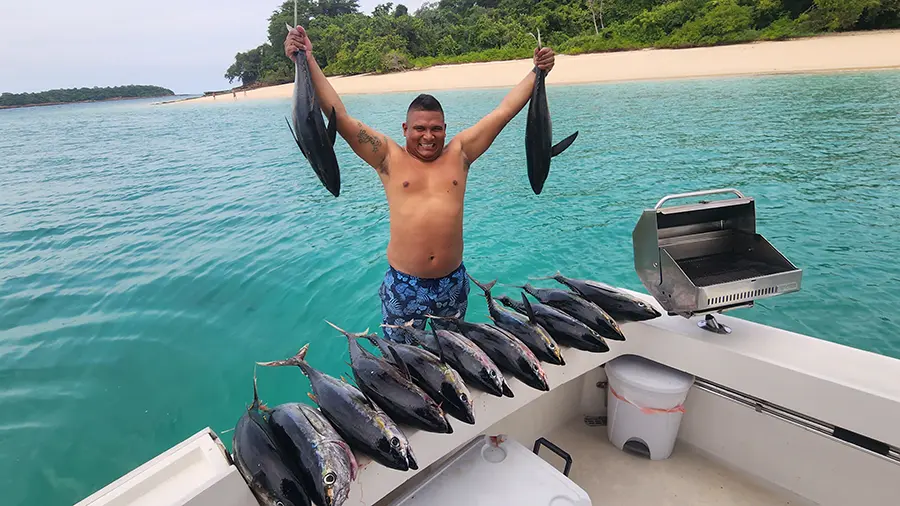 sport fishing in panama - pesca deportiva en panama