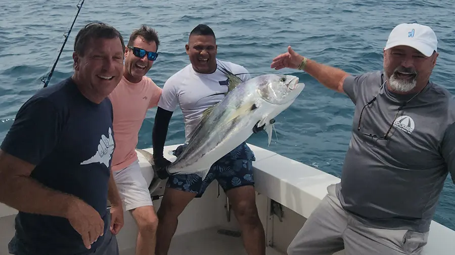 sport fishing in panama - pesca deportiva en panama